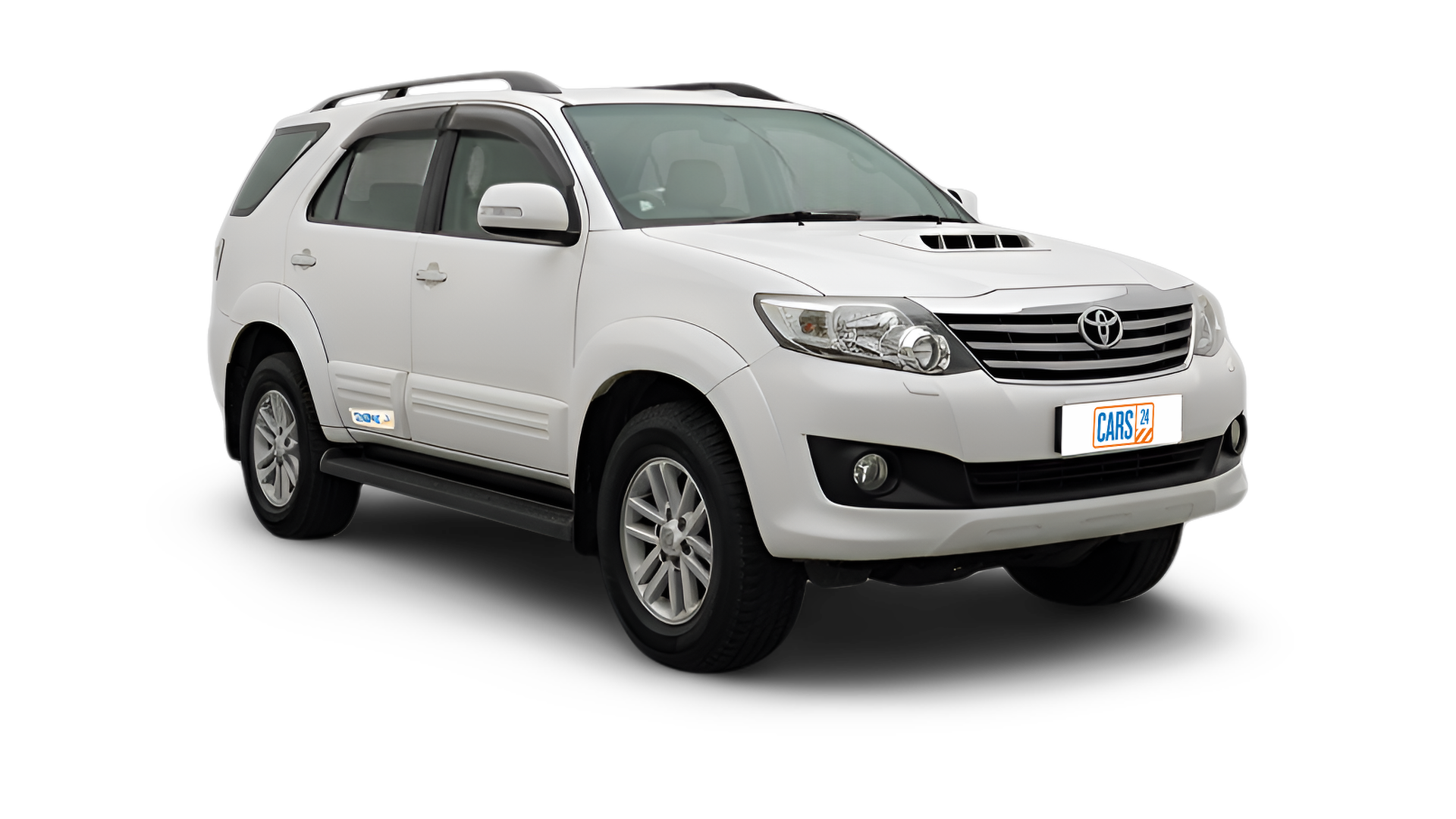 Toyota Fortuner-img